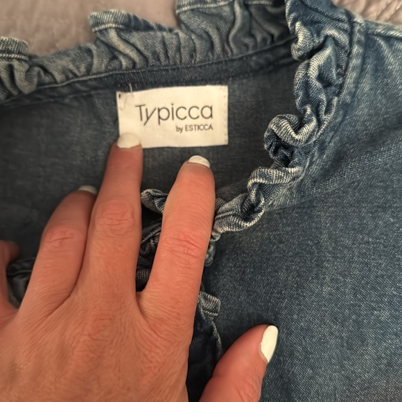 Women's Denim Ruffle shirt - Picture 2 of 3